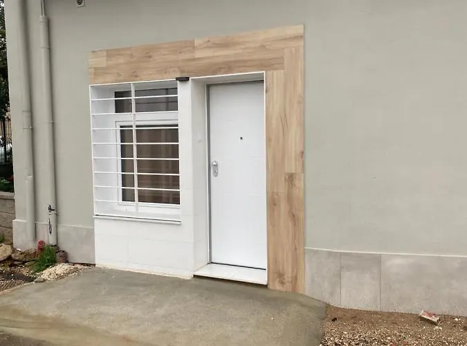Apartman Cantalar White Anna